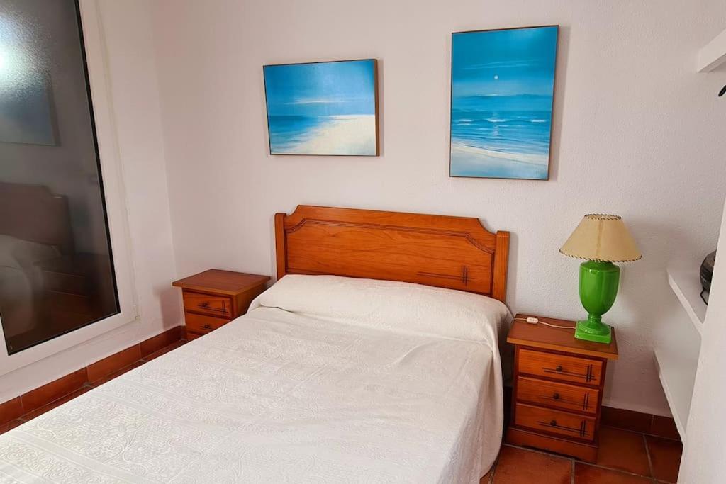 Atico Duplex Con Vistas Al Mar En Захара де лос Атунес Екстериор снимка
