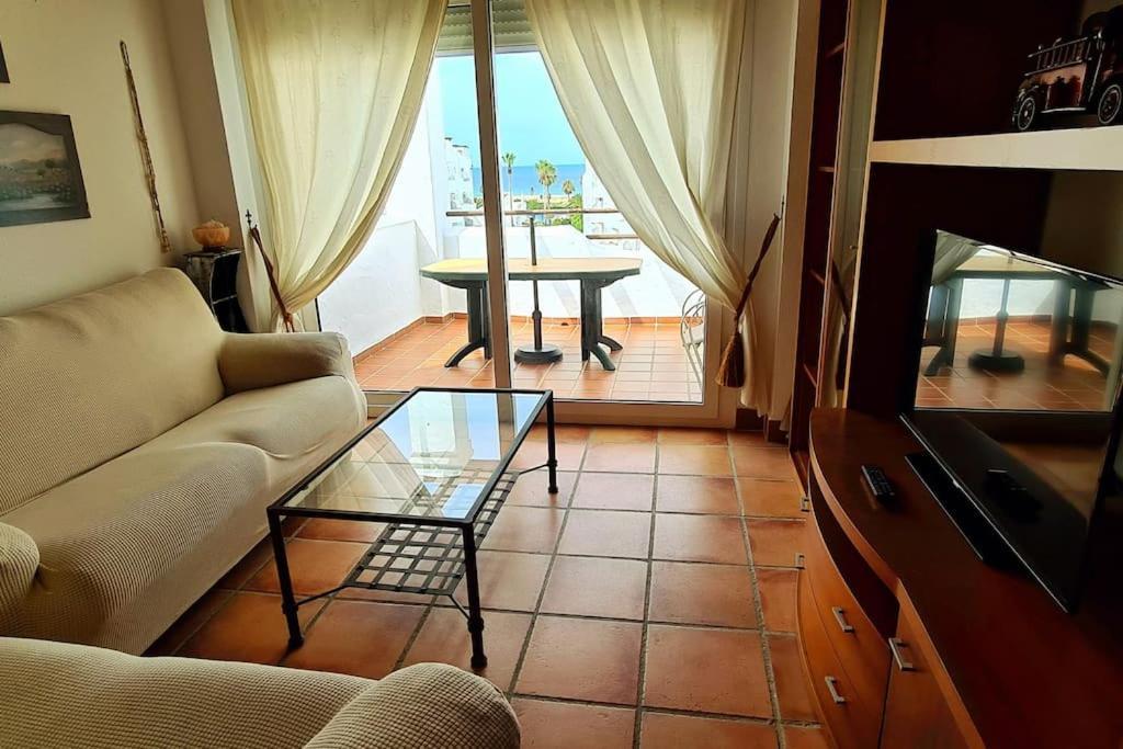 Atico Duplex Con Vistas Al Mar En Захара де лос Атунес Екстериор снимка