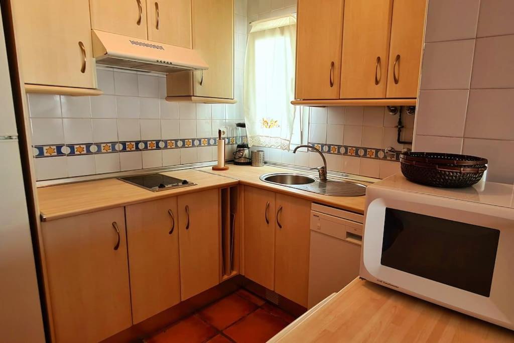 Atico Duplex Con Vistas Al Mar En Захара де лос Атунес Екстериор снимка