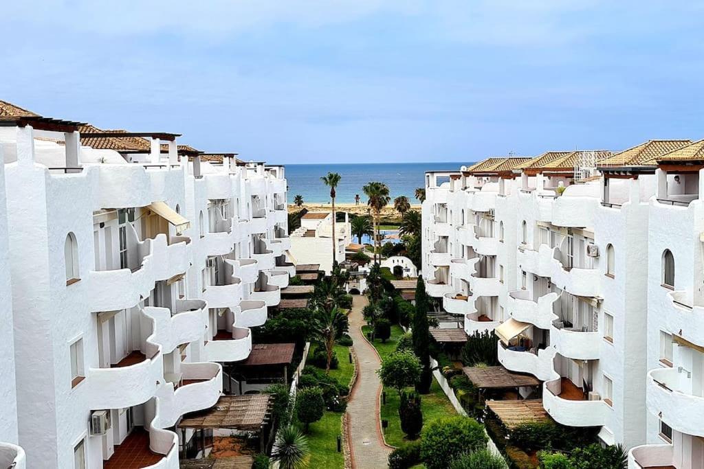 Atico Duplex Con Vistas Al Mar En Захара де лос Атунес Екстериор снимка
